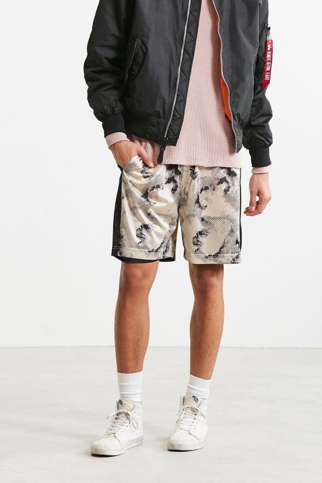 UO Axel Reversible Mesh Short #2