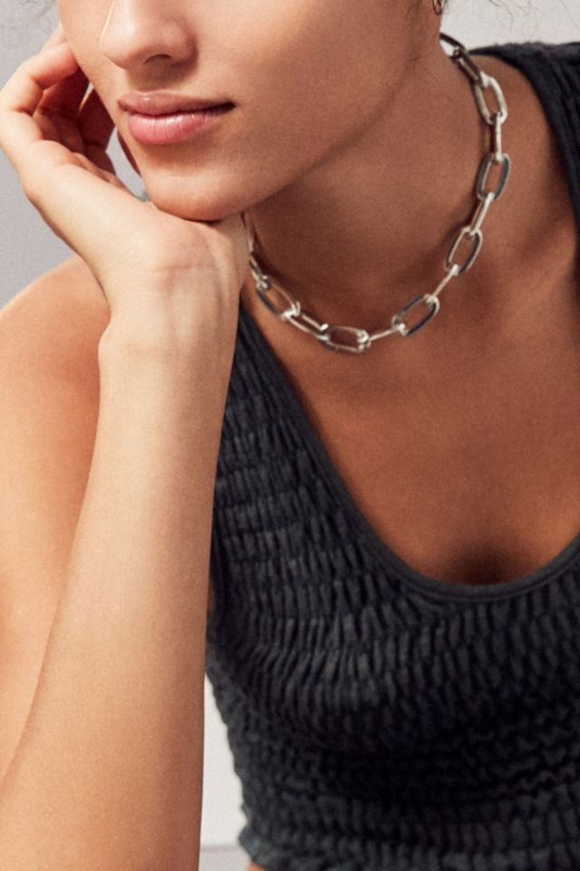 Vanessa Chain Choker Necklace | Urban Outfitters Canada