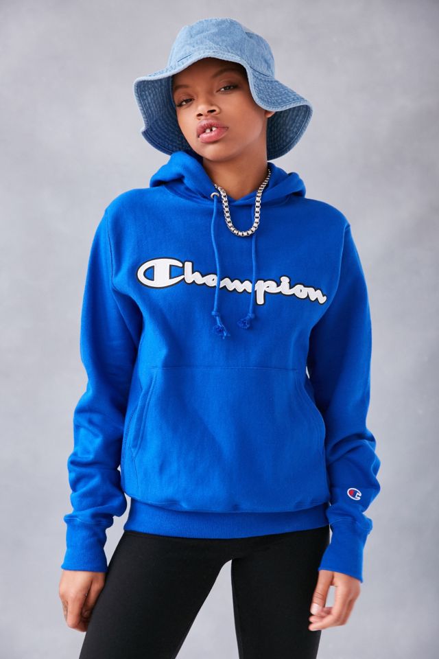 Champion UO Patch Hoodie Sweatshirt Urban Outfitters