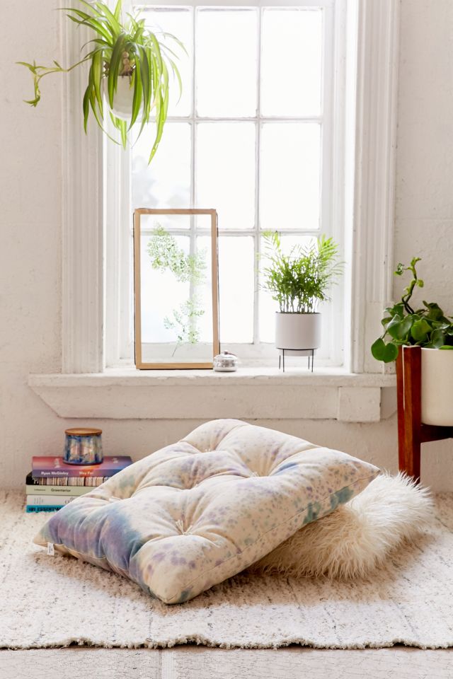 Urban outfitters floor outlet pillow