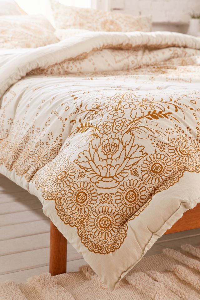 Amalie Medallion Comforter #2