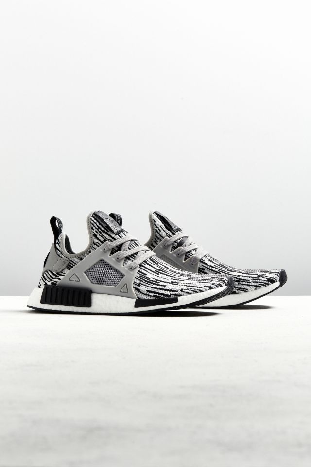 Adidas nmd xr1 primeknit on sale oreo