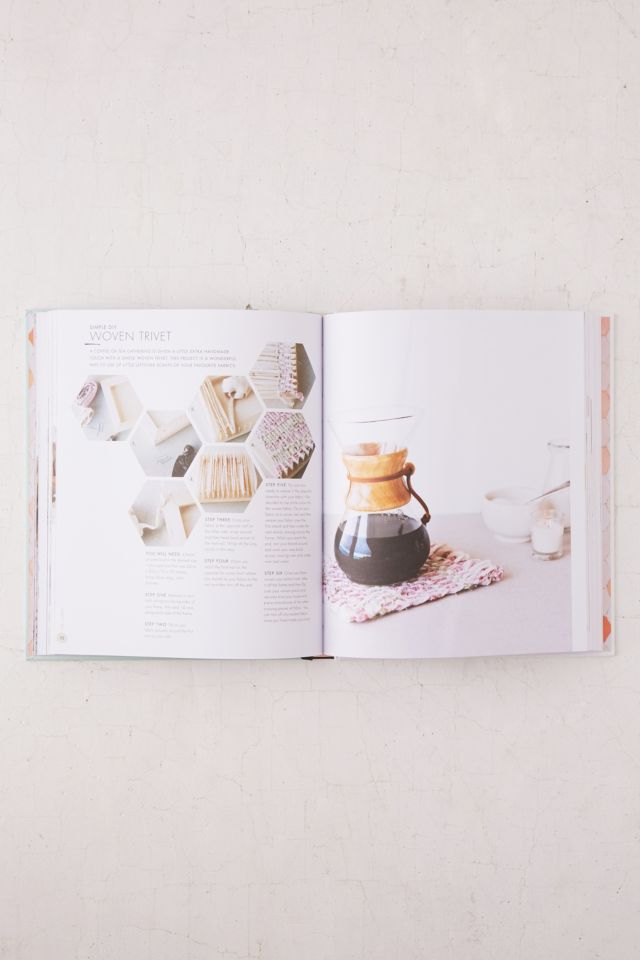 Decorate For A Party: Stylish And Simple Ideas From Meaningful Gatherings par Holly Becker et Leslie Shewring #3