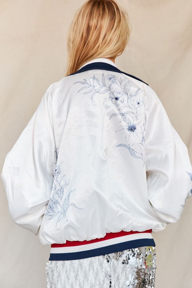 Blouson d'entraîneur vintage en satin à fleurs UO Design X Urban Renewal #1