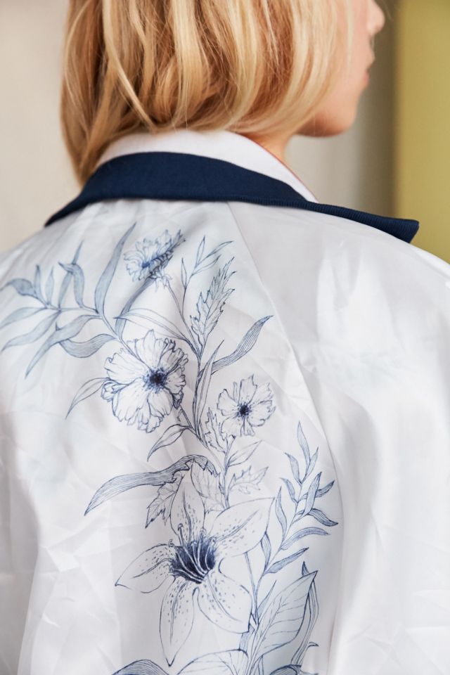 Blouson d'entraîneur vintage en satin à fleurs UO Design X Urban Renewal #5