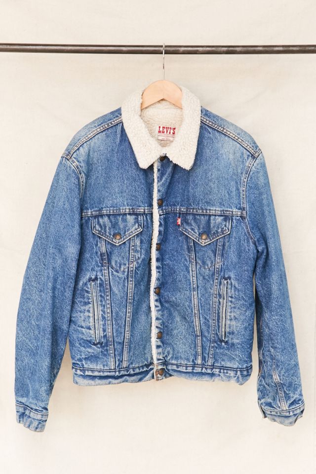 Urban outfitters levis hot sale sherpa jacket