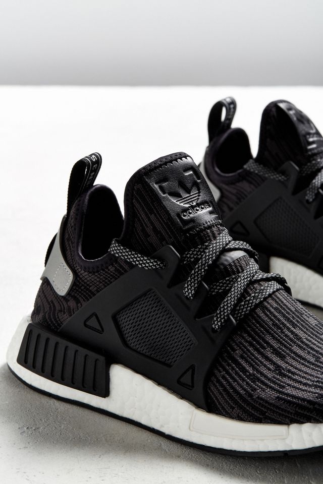 adidas gazelle silver green womens Adidas NMD XR1 Triple White main image 1