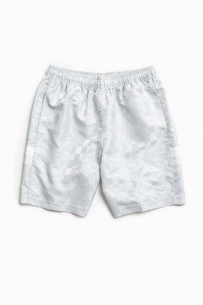 Umbro X UO Checkered Soccer Short | Urban Outfitters