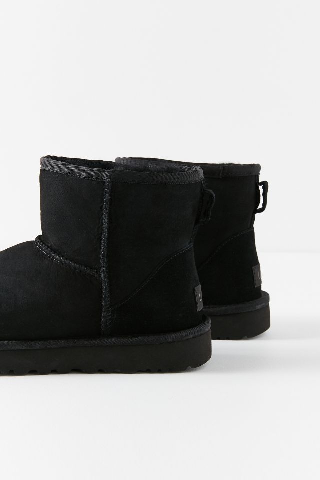 ugg classic mini 2 ankle boot