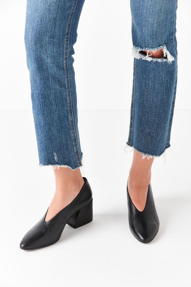 smerte Nogen som helst gammelklog Vagabond Olivia Leather Curved Heel | Urban Outfitters