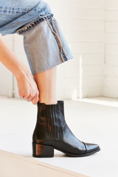 hule Alert celle Vagabond Shoemakers Marja Chelsea Boot | Urban Outfitters