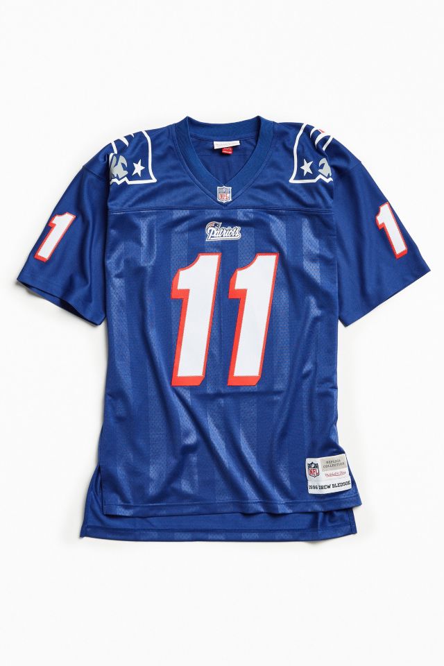 【Dead Stock】Mitchell&Ness × TRULY ユニフォーム Mitchell & Ness Replica New England Patriots Jersey | Urban Outfitters