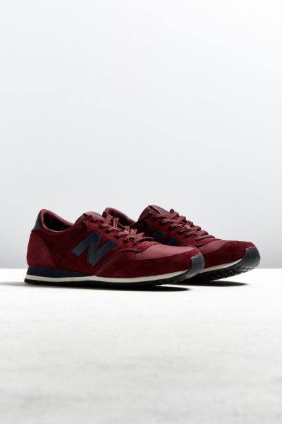 Monopolio chasquido Faringe New Balance 420 Burgundy + Navy Sneaker | Urban Outfitters