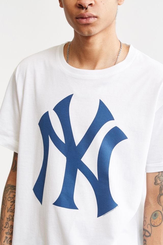 I Am A Yankeesaholic New York Yankees T-Shirt - TeeNavi