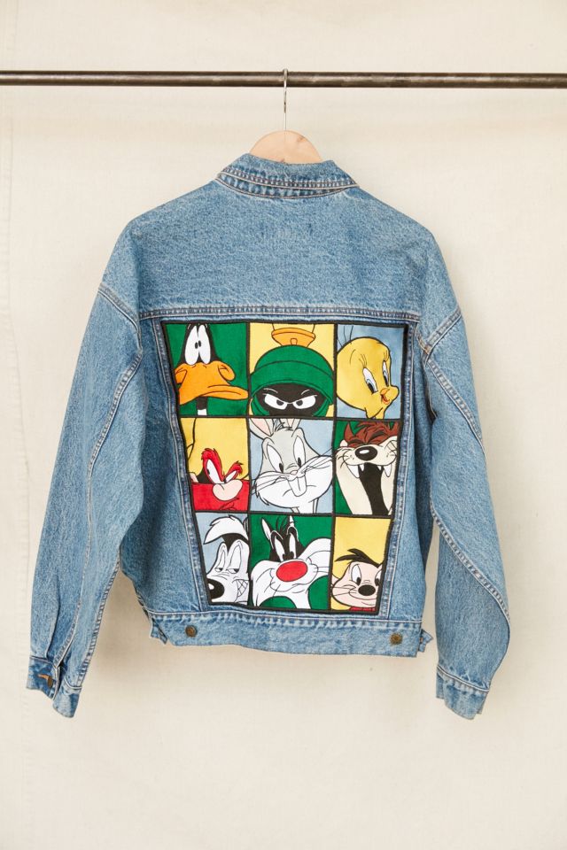 Women's Looney Tunes Blue Printed Denim Jacket