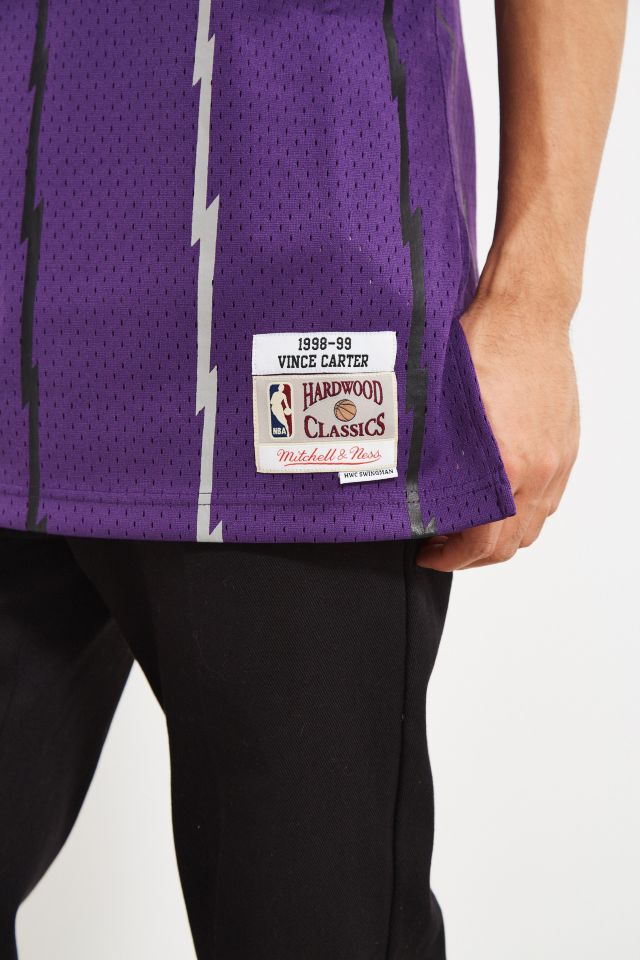 Mitchell & Ness Toronto Raptors Vince Carter ’98 – ’99 Basketball Jersey #3