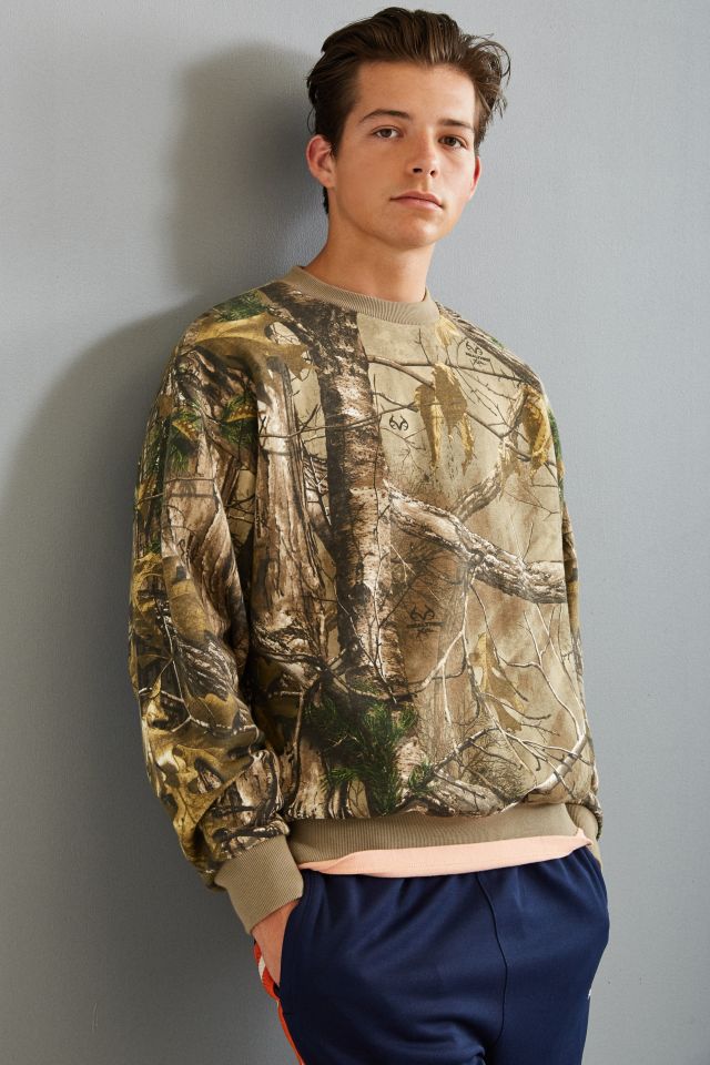 Realtree camo crewneck sweatshirt sale