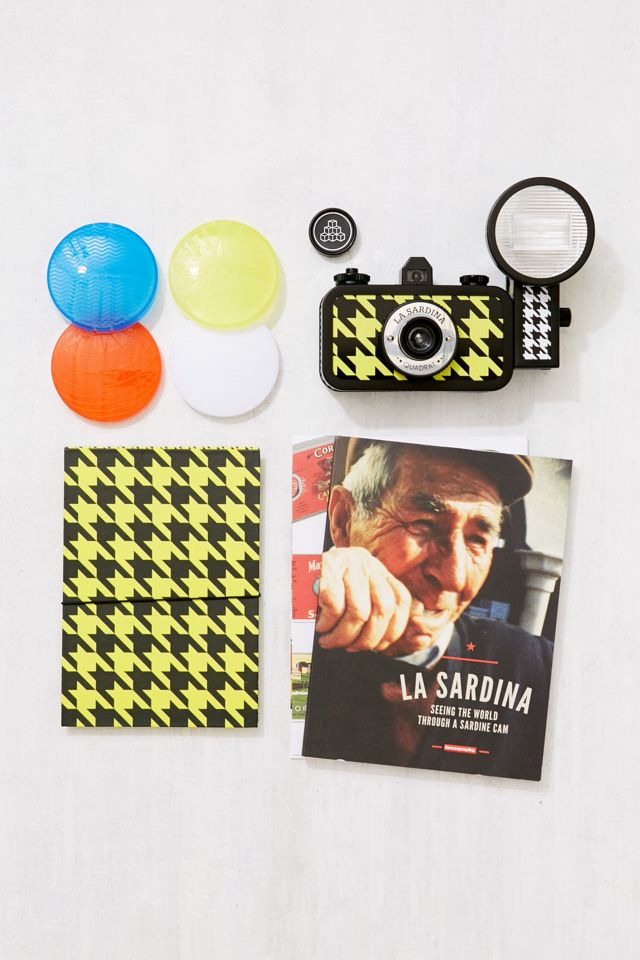 Lomography La Sardina Camera and Flash Quadrat Set | Urban Outfitters