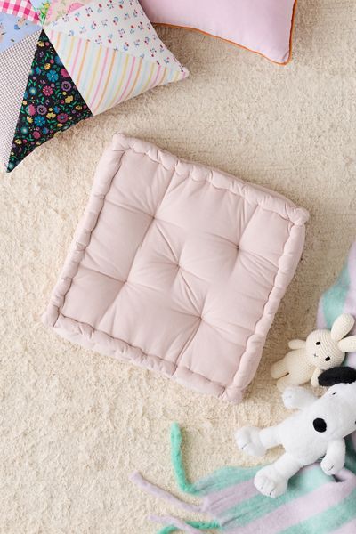 アーバンアウトフィッターズ 購入クッション Floor Pillows, Cushions & Seating | Urban Outfitters