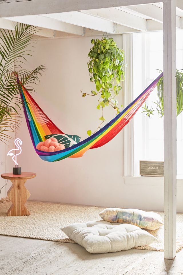 Hanging chair urban outfitters hot sale