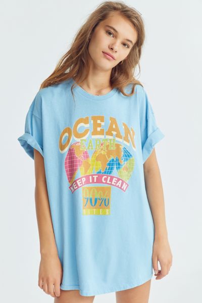 Junk Food Save The Planet Tee | Urban Outfitters Canada