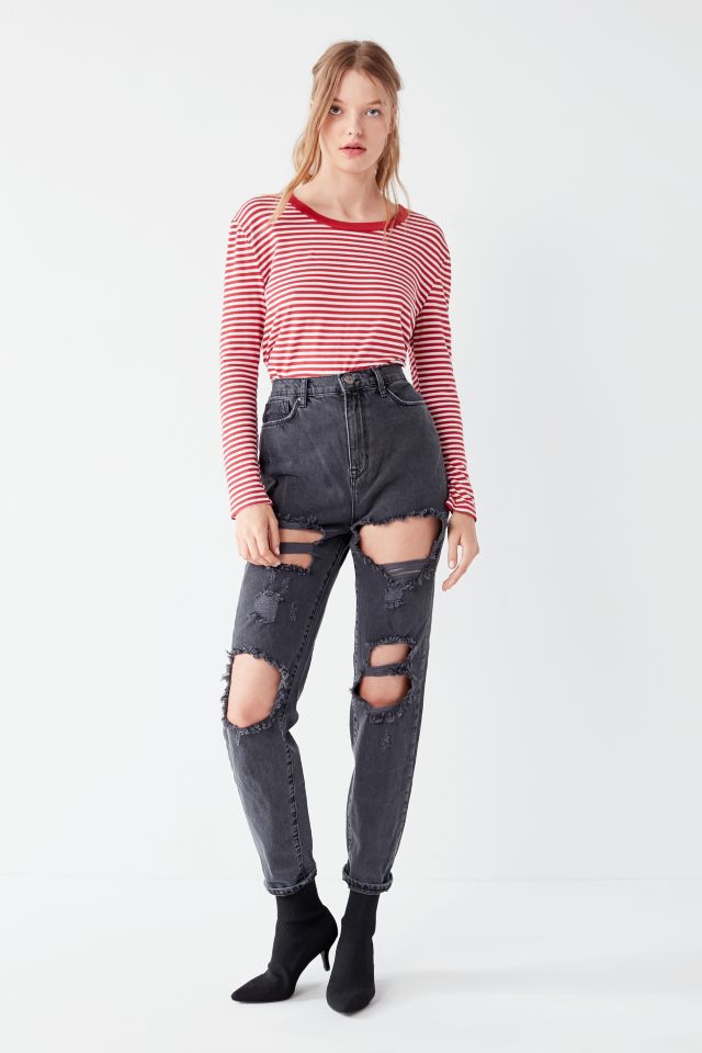 Black ripped best sale knee mom jeans