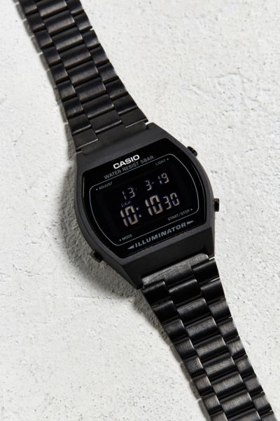 Casio Vintage Digital Watch | Urban Outfitters