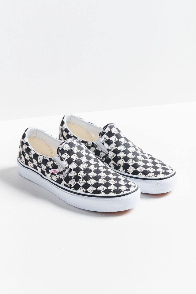 Snoopy best sale vans checkered