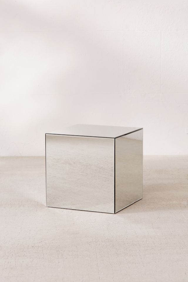 Mirrored Cube #1