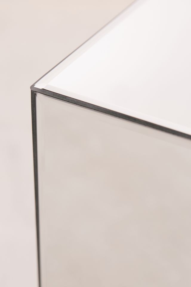 Mirrored Cube #3