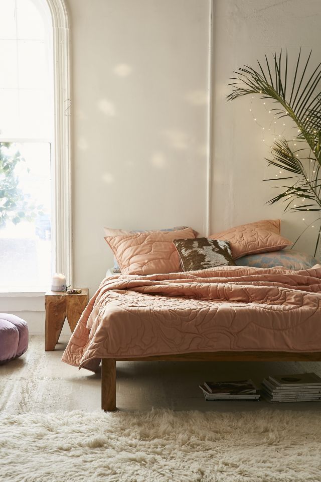 Nyla Satin Quilt #1