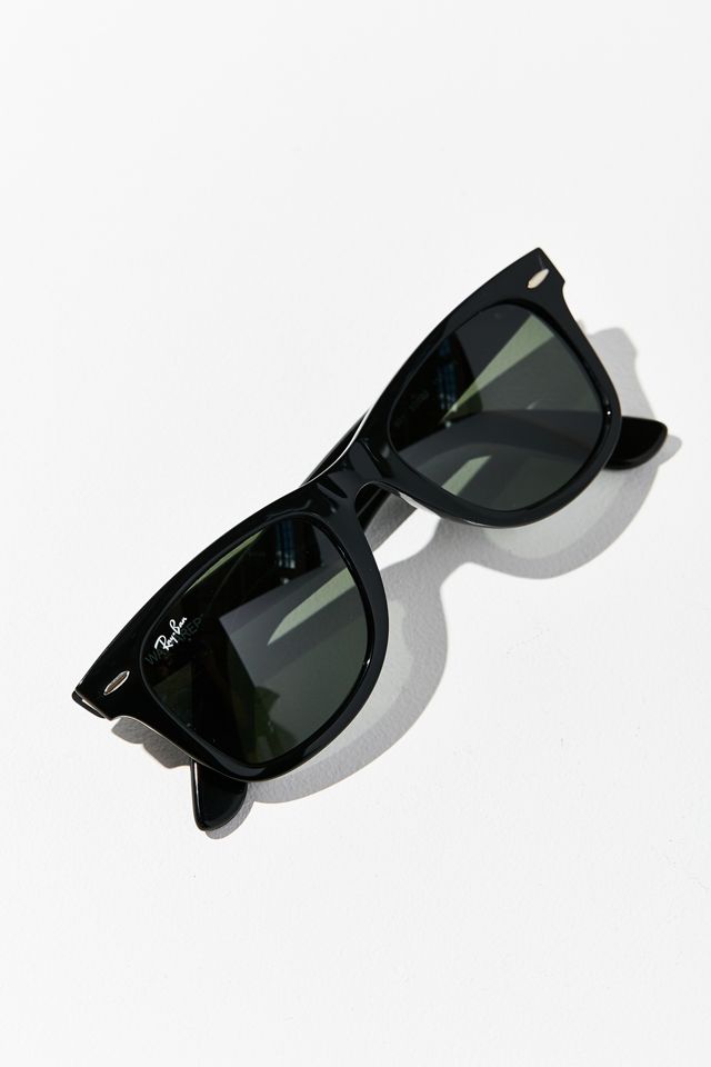 Ray-Ban Original Wayfarer Sunglasses | Urban Outfitters