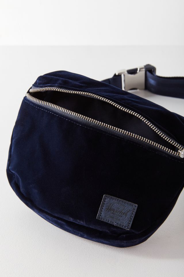 Herschel Supply Co. Fifteen Velvet Zip Belt Bag #3