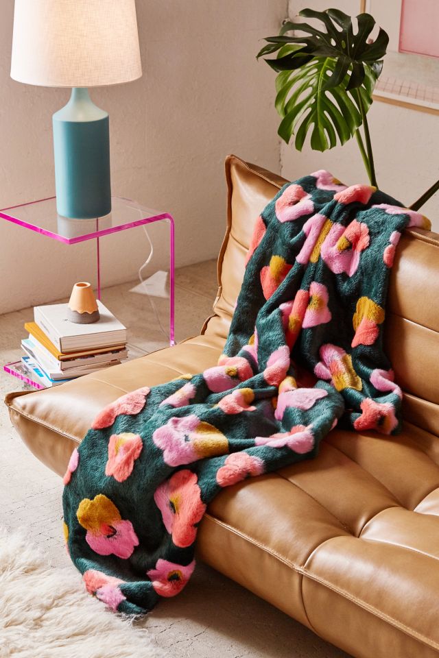 Urban outfitters fuzzy blanket sale