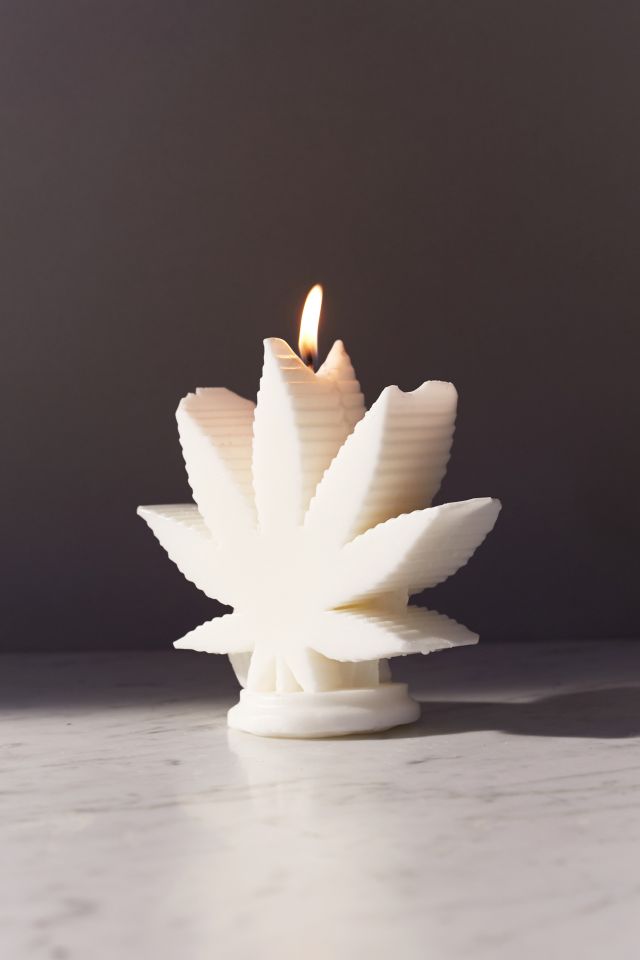 WIK Studios Leaf Shaped Candle