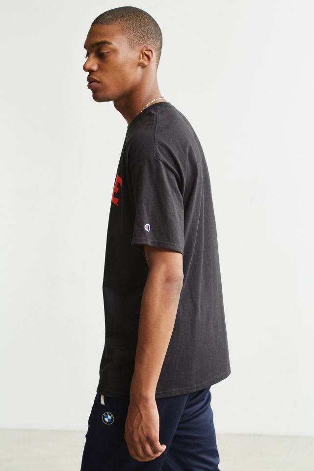 T-shirt Drake Champion exclusif à UO  #2
