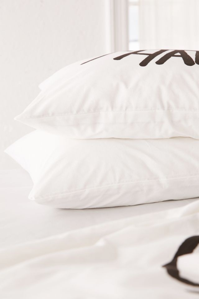Kris Chau X UO Stars Pillowcase Set #1
