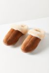 minnetonka sheepskin mule