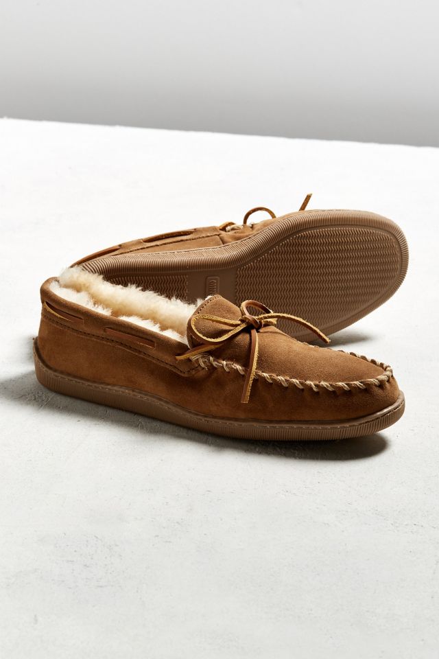 Minnetonka Sheepskin Hard Sole Moccasin Slipper #5