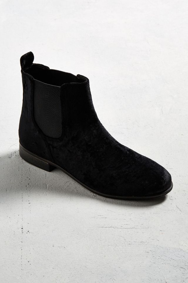 Chelsea boots hotsell urban outfitters mens