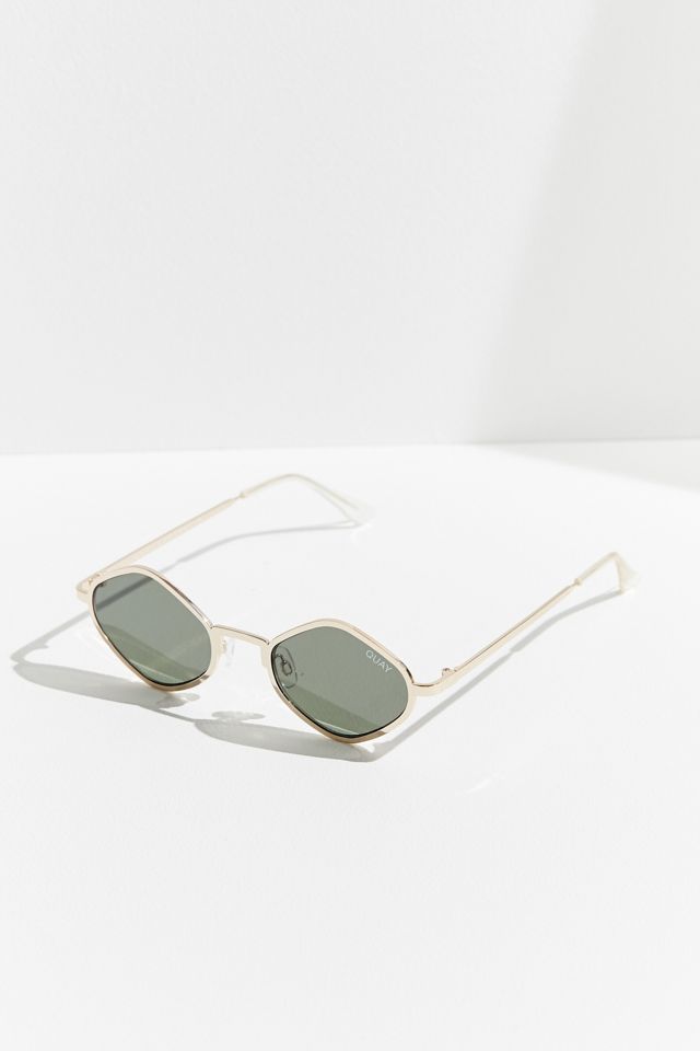Quay Purple Honey Geometric Sunglasses | Urban Outfitters display picture 1