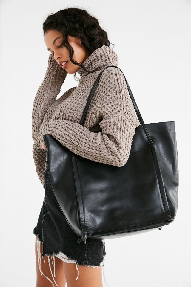 Sole society black tote deals