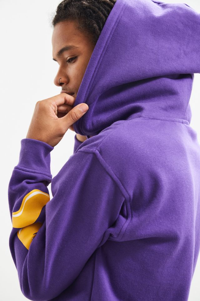 Lakers hoodie best sale urban outfitters