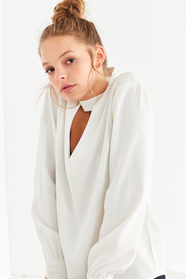 Blouse UO à Col Découpé #3