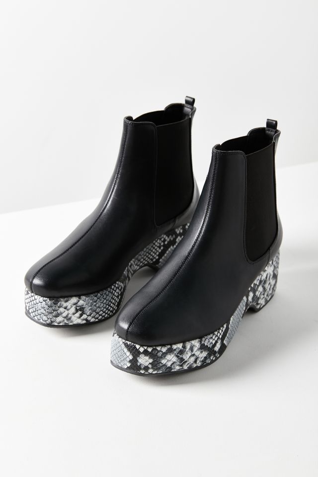 Eva snakeskin platform store chelsea boot