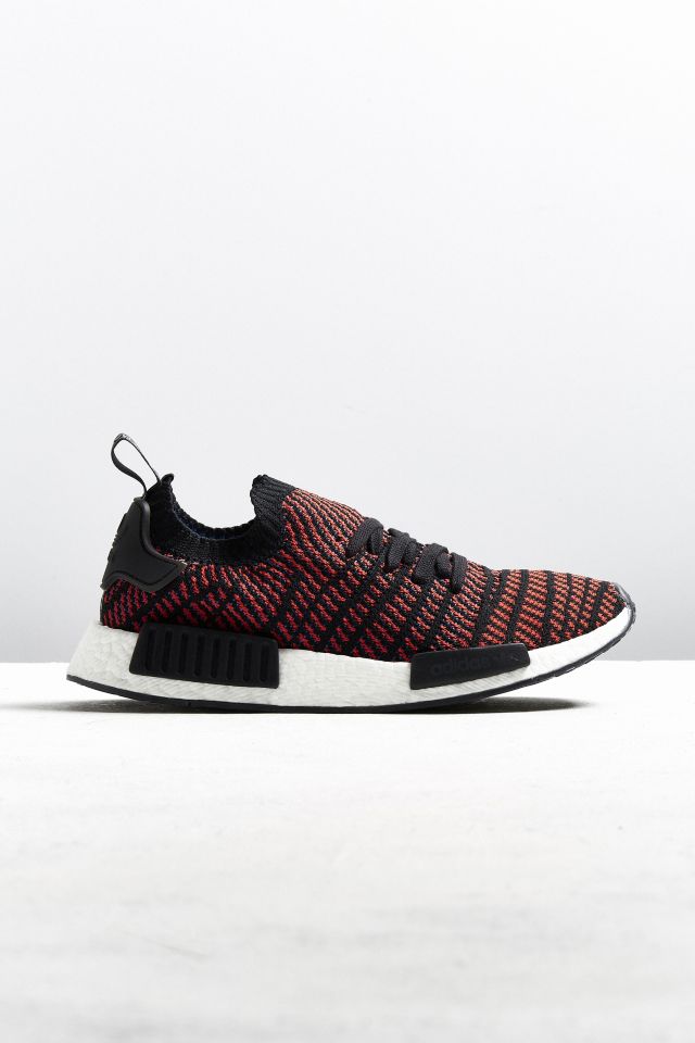 Adidas nmd on sale r1 black stlt