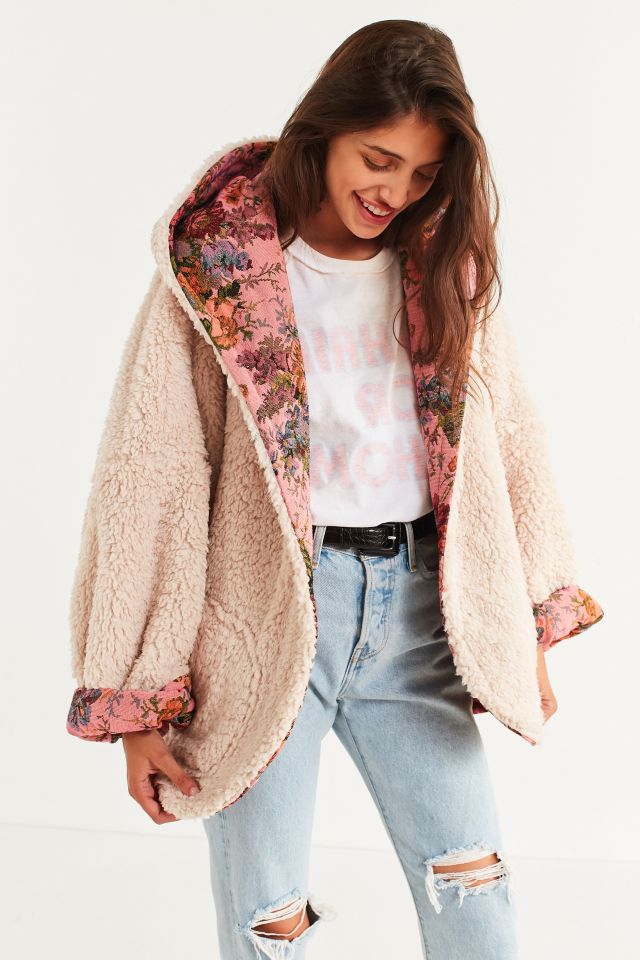 Urban outfitters 2025 reversible teddy coat