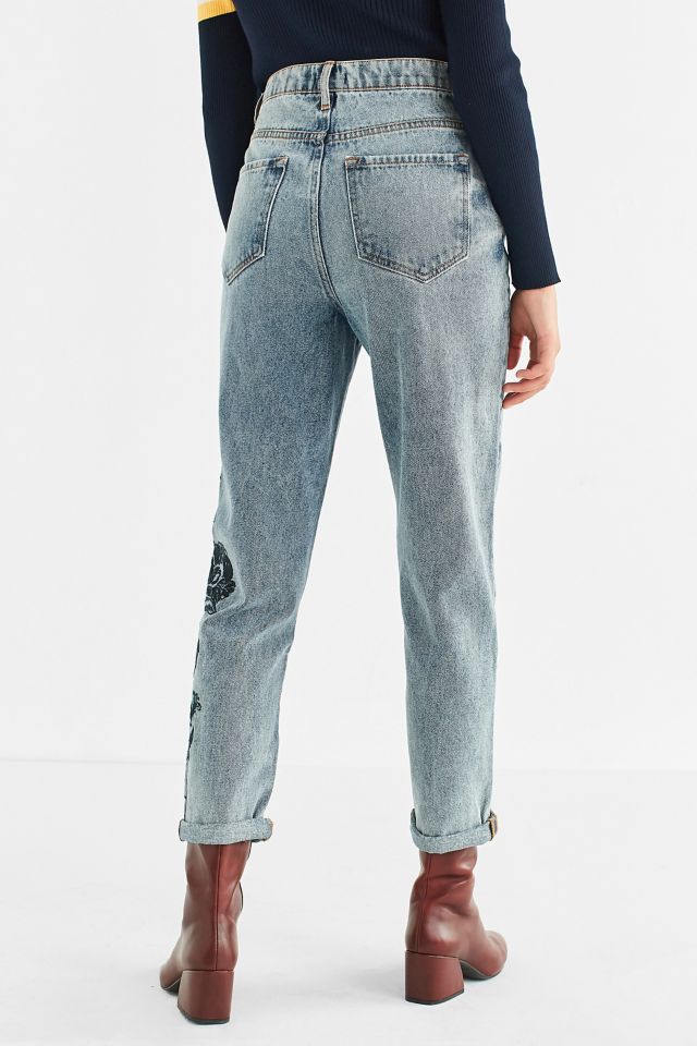 Jeans de style Mom BDG - Fleurs brodées #2