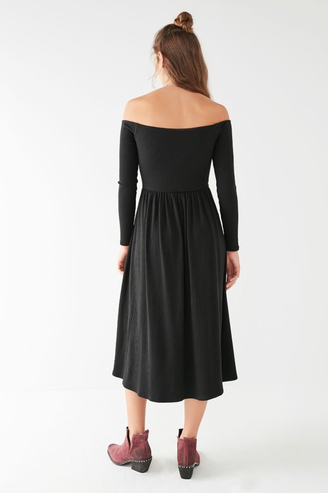 UO Lurenzia Off-The-Shoulder Knit Midi Dress #2