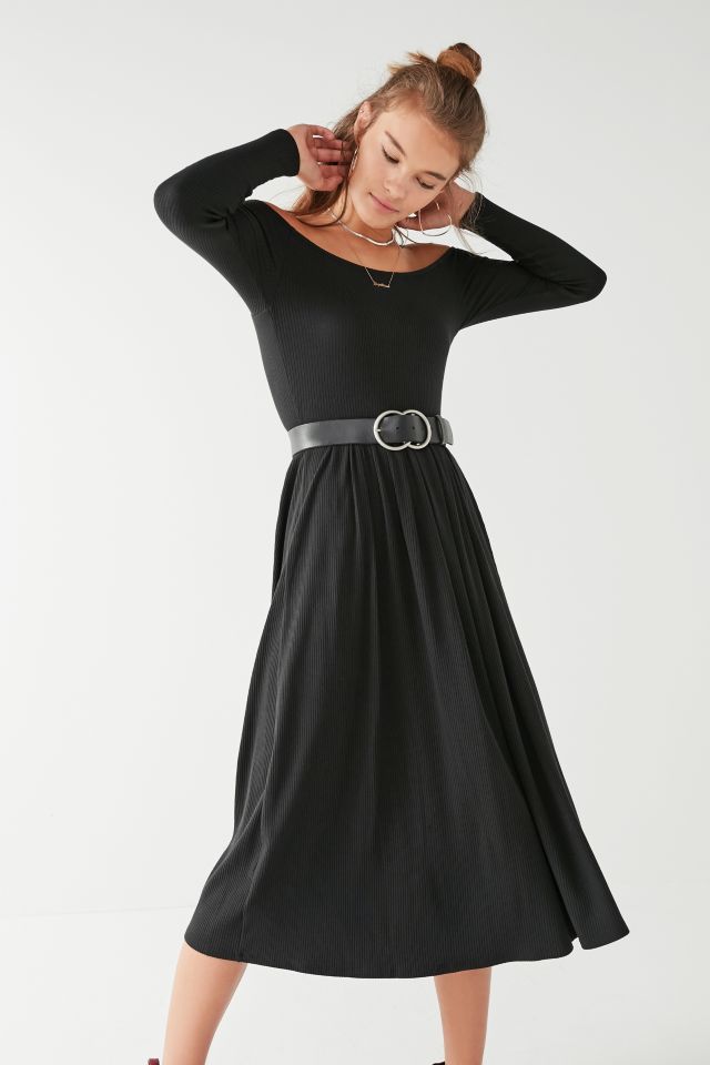 UO Lurenzia Off-The-Shoulder Knit Midi Dress #3